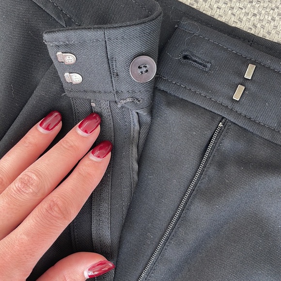 Massimo Dutti black darted trousers. Size US 6 - Picture 7 of 7